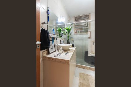 Apartamento à venda com 75m², 2 quartos e 1 vagaBanheiro