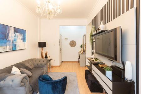 Apartamento à venda com 75m², 2 quartos e 1 vagaSala