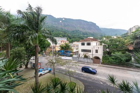 Apartamento à venda com 75m², 2 quartos e 1 vagaVista