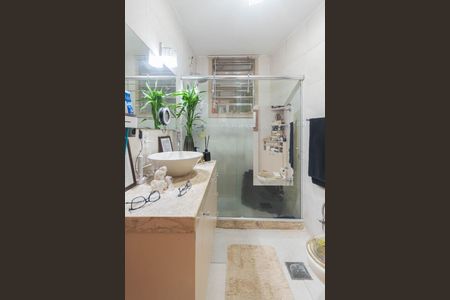 Apartamento à venda com 75m², 2 quartos e 1 vagaBanheiro