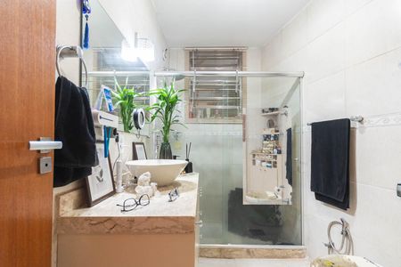 Apartamento à venda com 75m², 2 quartos e 1 vagaBanheiro