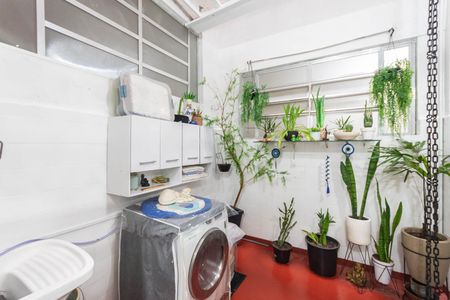 Apartamento à venda com 75m², 2 quartos e 1 vagaÁrea de Serviço