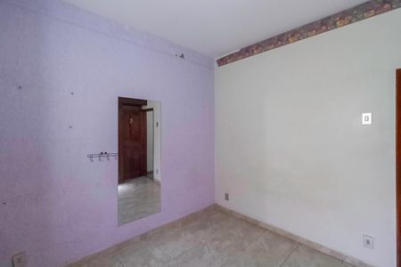 Casa à venda com 319m², 4 quartos e 5 vagasCasa 2 - Quarto 2