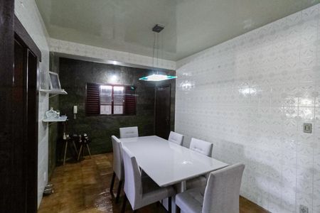 Casa à venda com 319m², 4 quartos e 5 vagasCasa 1 - Copa
