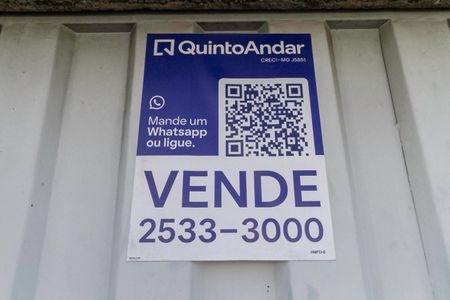 Casa à venda com 319m², 4 quartos e 5 vagasPlaca