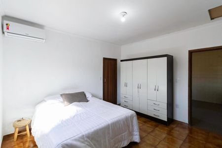 Casa à venda com 319m², 4 quartos e 5 vagasSuíte Casa 1 - Suíte