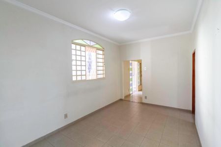 Casa à venda com 319m², 4 quartos e 5 vagasCasa 2 - Copa