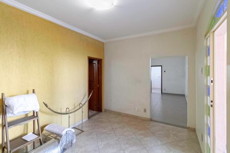 Casa à venda com 319m², 4 quartos e 5 vagasCasa 2 - Sala