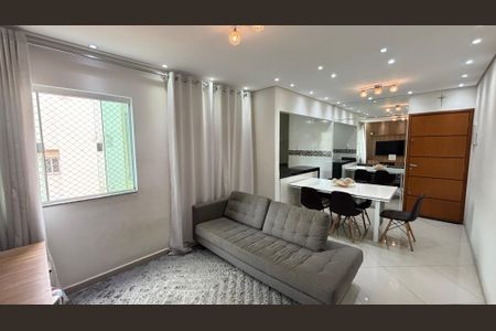 Apartamento à venda com 170m², 3 quartos e 2 vagas Apartamento à venda com 170m², 3 quartos e 2 vagasSala