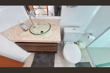 Apartamento à venda com 170m², 3 quartos e 2 vagas Apartamento à venda com 170m², 3 quartos e 2 vagasBanheiro da Suíte