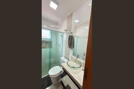 Apartamento à venda com 170m², 3 quartos e 2 vagas Apartamento à venda com 170m², 3 quartos e 2 vagasBanheiro Social