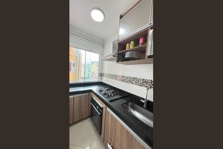 Apartamento à venda com 170m², 3 quartos e 2 vagas Apartamento à venda com 170m², 3 quartos e 2 vagasCozinha