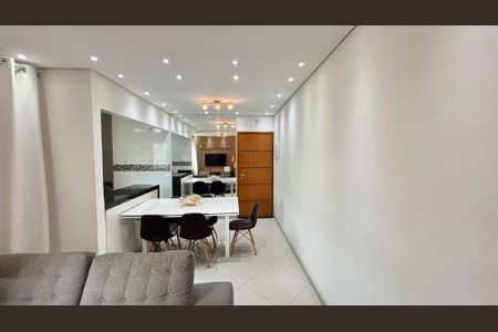 Apartamento à venda com 170m², 3 quartos e 2 vagas Apartamento à venda com 170m², 3 quartos e 2 vagasSala