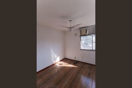 Apartamento para alugar com 70m², 2 quartos e 1 vaga Apartamento para alugar com 70m², 2 quartos e 1 vagaQuarto