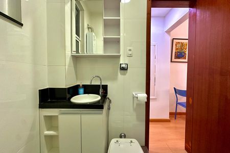 Studio para alugar com 25m², 1 quarto e sem vaga Studio para alugar com 25m², 1 quarto e sem vagaBanheiro