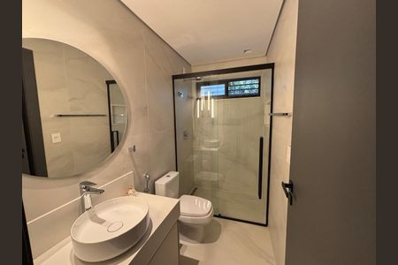 Casa à venda com 465m², 3 quartos e 10 vagas Casa à venda com 465m², 3 quartos e 10 vagasPrimeiro suíte - primeiro nivel