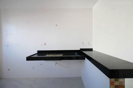 Apartamento à venda com 60m², 2 quartos e 2 vagasCozinha