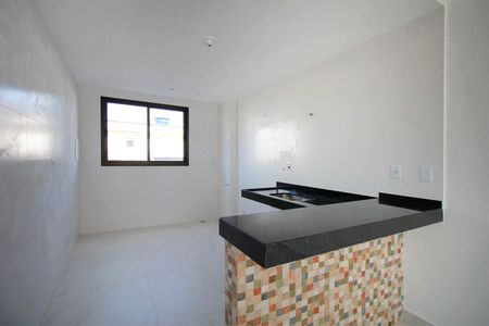 Apartamento à venda com 60m², 2 quartos e 2 vagasCozinha