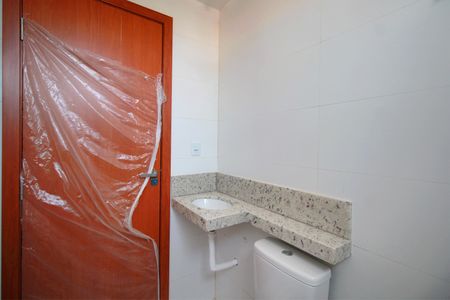 Apartamento à venda com 60m², 2 quartos e 2 vagasBanheiro Social