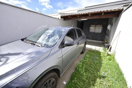 Casa para alugar com 2 quartos, 82m² em Jardim Marques de Abreu, Goiânia
