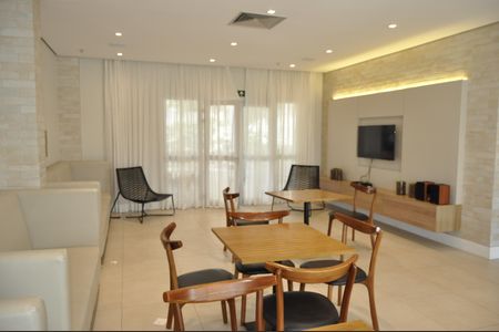 Apartamento à venda com 62m², 2 quartos e 1 vagaÁrea comum