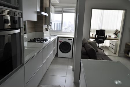 Apartamento à venda com 62m², 2 quartos e 1 vagaSala/Cozinha