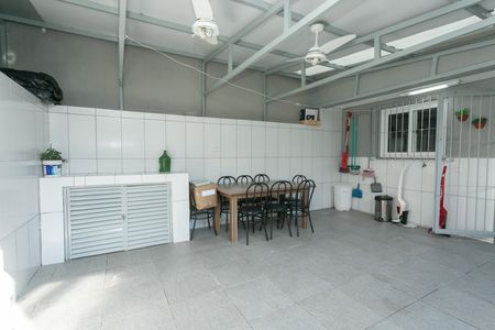 Casa à venda com 350m², 3 quartos e 2 vagasÁrea Externa
