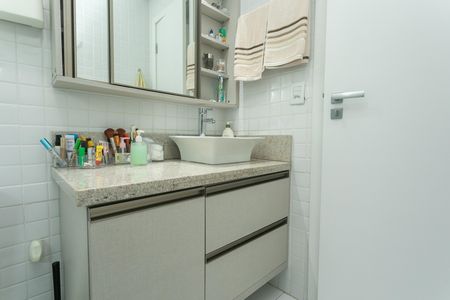 Casa à venda com 350m², 3 quartos e 2 vagasBanheiro da Suíte