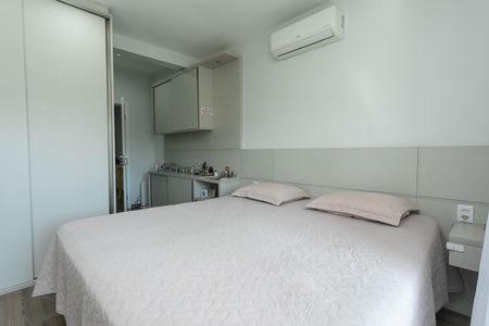 Casa à venda com 350m², 3 quartos e 2 vagasSuíte