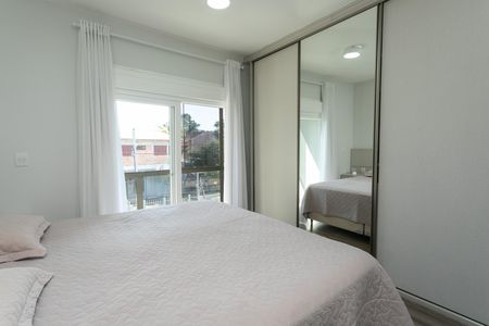 Casa à venda com 350m², 3 quartos e 2 vagasSuíte