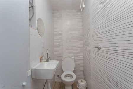 Casa para alugar com 205m², 4 quartos e 2 vagasLavabo