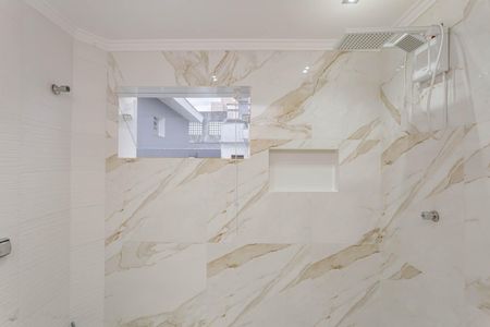 Casa para alugar com 205m², 4 quartos e 2 vagasBanheiro