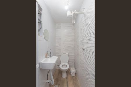 Casa para alugar com 205m², 4 quartos e 2 vagasLavabo