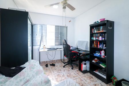 Casa à venda com 315m², 3 quartos e 3 vagasQuarto 2