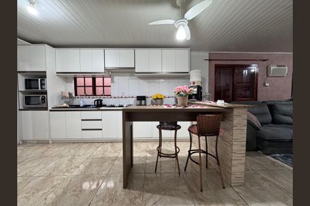 Casa à venda com 140m², 3 quartos e 2 vagas