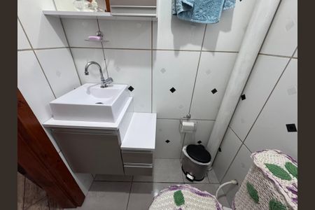 Casa à venda com 140m², 3 quartos e 2 vagas