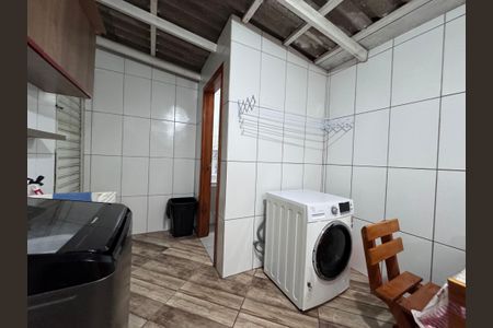 Casa à venda com 140m², 3 quartos e 2 vagas
