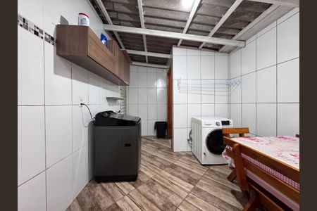 Casa à venda com 140m², 3 quartos e 2 vagas