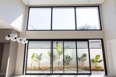 Casa de condomínio para alugar com 240m², 3 quartos e 2 vagas Casa de condomínio para alugar com 240m², 3 quartos e 2 vagasSala/Cozinha