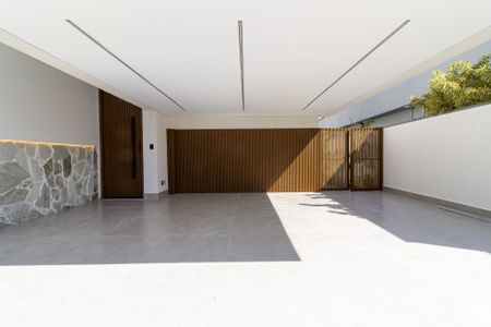 Casa de condomínio para alugar com 240m², 3 quartos e 2 vagas Casa de condomínio para alugar com 240m², 3 quartos e 2 vagasÁrea comum