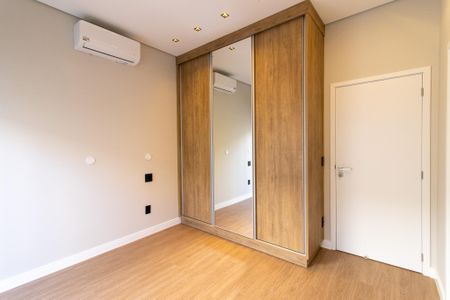 Casa de condomínio para alugar com 240m², 3 quartos e 2 vagas Casa de condomínio para alugar com 240m², 3 quartos e 2 vagasQuarto 2