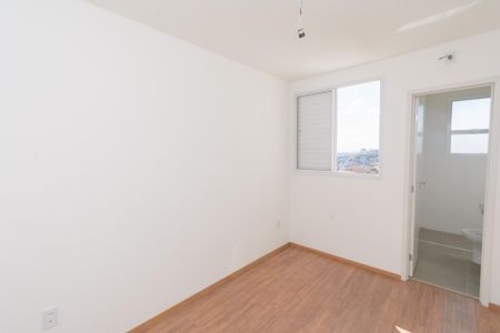 Apartamento à venda com 75m², 3 quartos e 2 vagas Apartamento à venda com 75m², 3 quartos e 2 vagasSuíte
