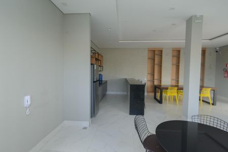 Apartamento à venda com 75m², 3 quartos e 2 vagas Apartamento à venda com 75m², 3 quartos e 2 vagasSalão de Festas