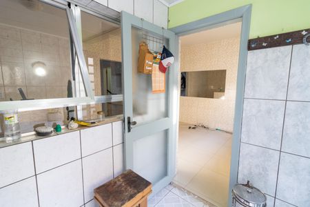 Casa à venda com 215m², 3 quartos e 2 vagas Casa à venda com 215m², 3 quartos e 2 vagasÁrea de Serviço