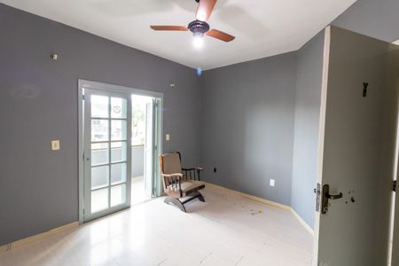 Casa à venda com 215m², 3 quartos e 2 vagas Casa à venda com 215m², 3 quartos e 2 vagasQuarto 1