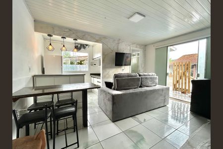 Sala de casa para alugar com 1 quarto, 70m² em Autódromo, Florianópolis