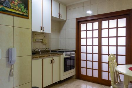 Apartamento à venda com 115m², 3 quartos e 2 vagasCozinha