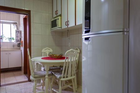 Apartamento à venda com 115m², 3 quartos e 2 vagasCozinha