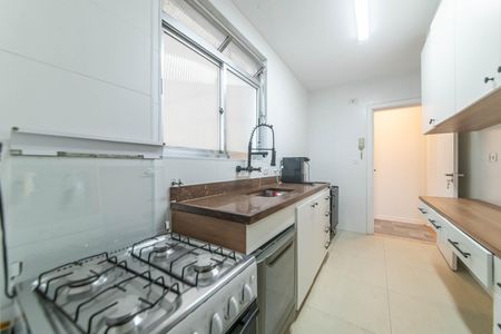 Apartamento à venda com 90m², 2 quartos e 2 vagasCozinha