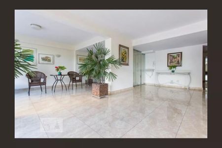 Apartamento à venda com 90m², 2 quartos e 2 vagasHall Social